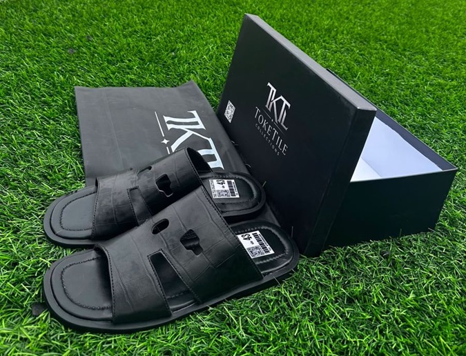 TokeTile Sleek-Trim black textured leather slippers with branded gift box